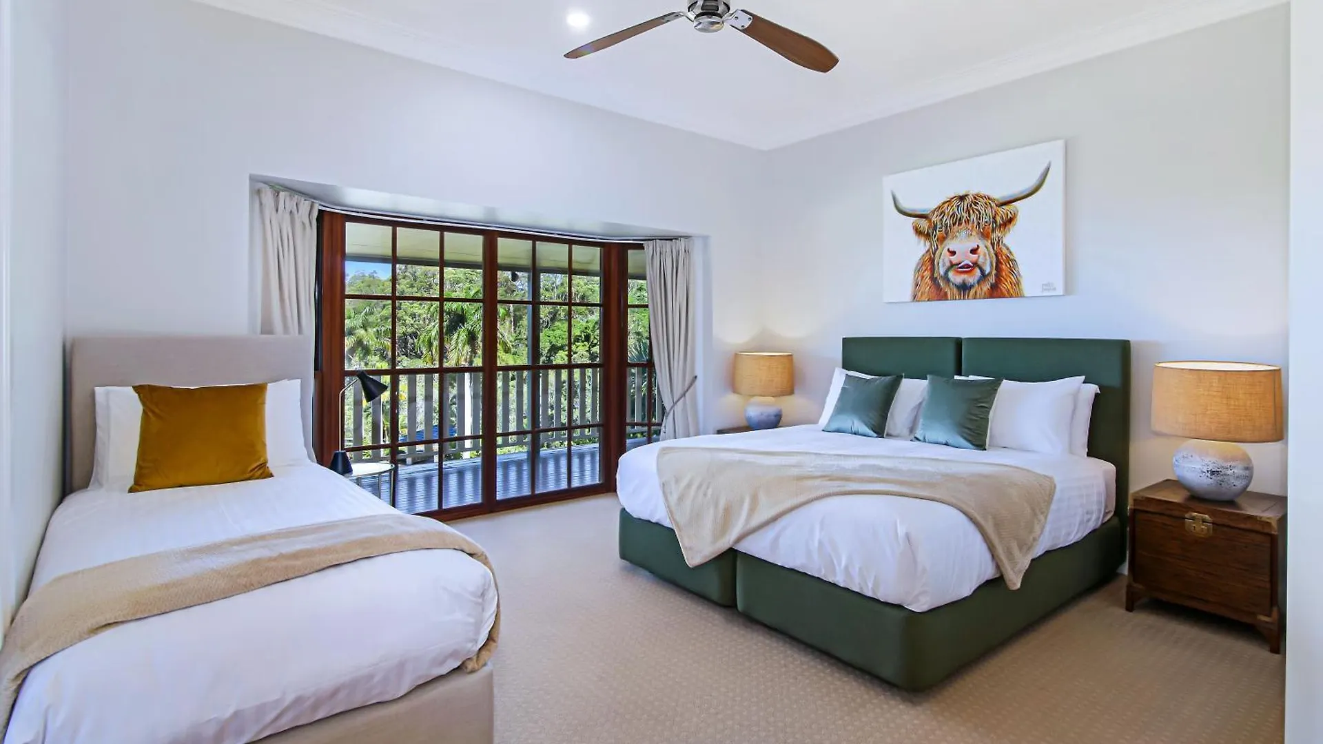 Holiday home The Golden Whistler Montville